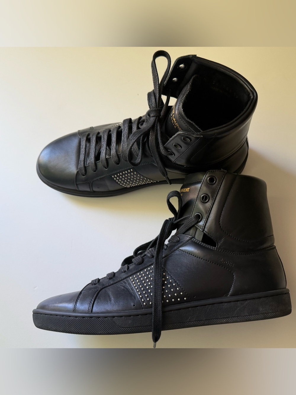 Yves Saint Laurent Black Leather Studded High
Top Sneakers Size 39
